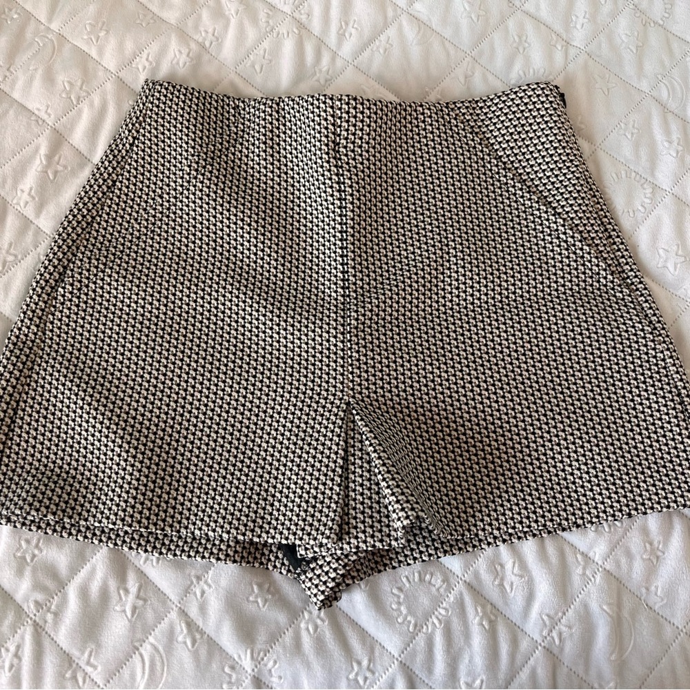 Zara skort